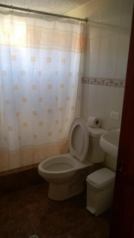 Hostal El Roble Кито Стая снимка